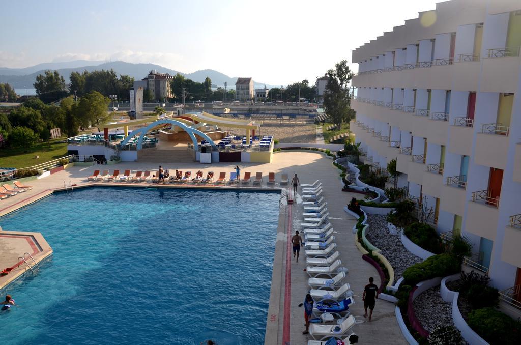 Orient Resort Hotel Fethiye Exterior photo
